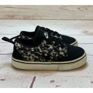 Toddler Nike Black & Gray Camo Sneakers Sz 7C (743185-002)